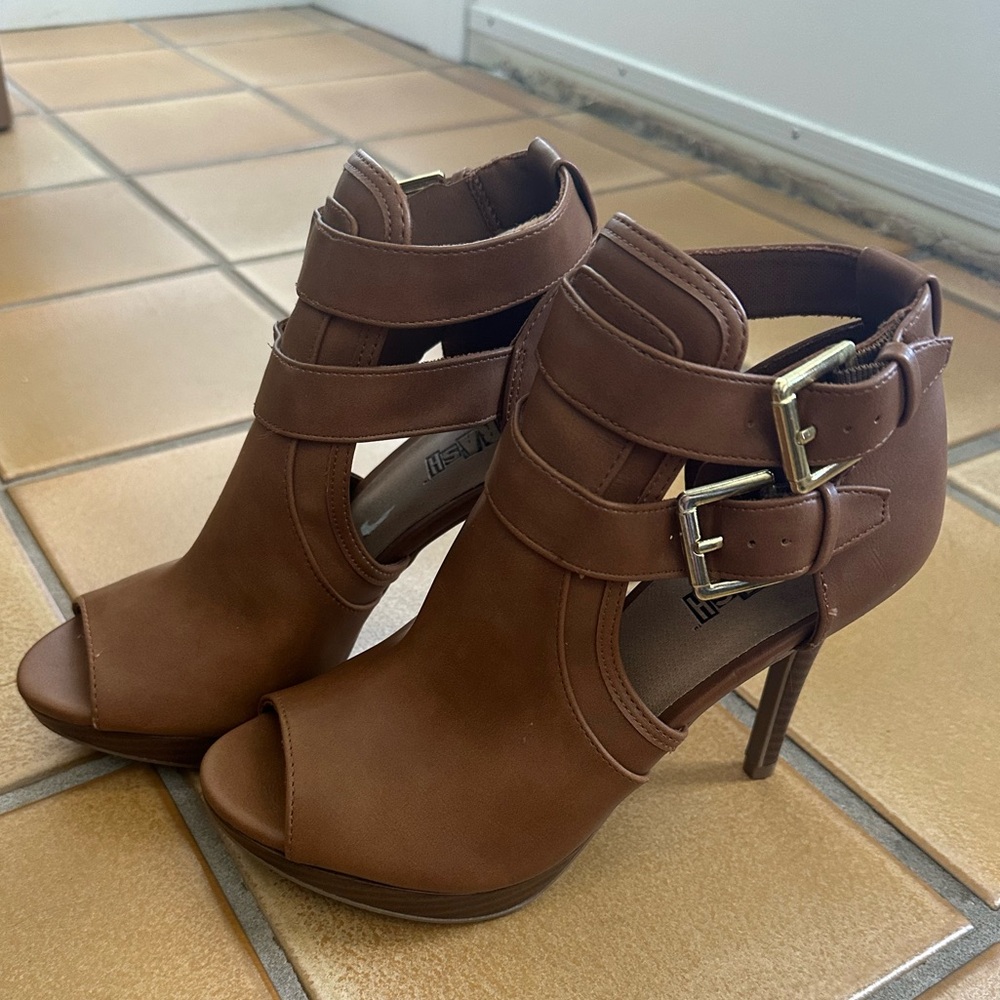 Brash Brown High Heel Suede Heels